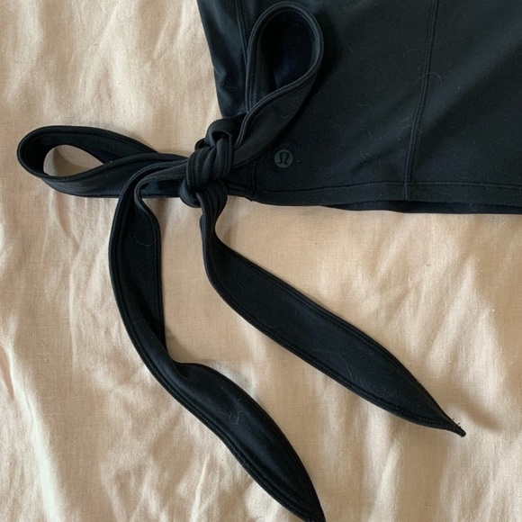 Lululemon Get Centred Crop Tank Black Release 2020 Style: W1CKSS Nulu Cropped 6 - Picture 8 of 10